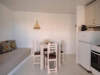 Moniasma Rustic Stone House in Folegandros - 2