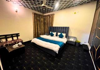 Hotel Hayat Palace Johar Town - 9