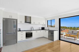 Coogee Horizon 1 Block to the Sea Heart of Coogee - 6