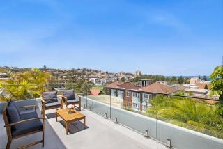 Coogee Horizon 1 Block to the Sea Heart of Coogee - 1