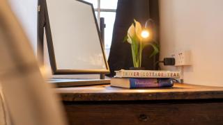 Studio Apartment, Private Parking, Walk To Centre, Uni and Hospital, Long Stay Prices - 7