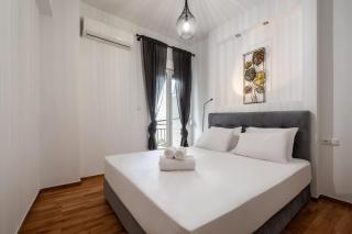 Luminous & Calm 2 BR Apt 7' to Metro in Koukaki - 3