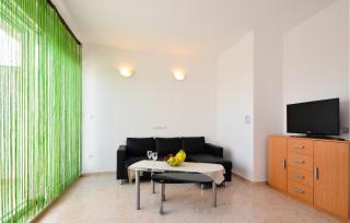 Gorgeous Apartment In Nin With Swimming Pool - 8