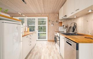 3 Bedroom Beautiful Home In Væggerløse - 1