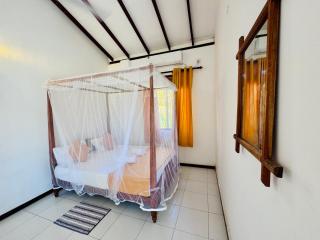 Harshi Guest House - 3