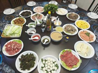 Xiang ge li la Hotel 喀布尔香格里拉酒店 - 1