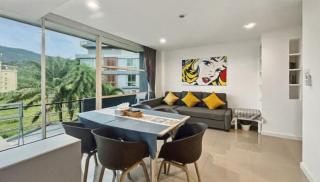Kris - Modern Spacious 2 Bedrooms Condo with Pool - 3