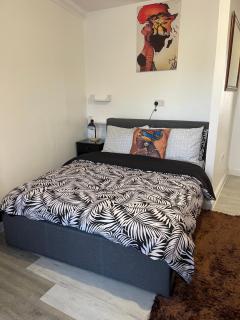 Bowery Apartment - 2 Bedrooms 1st floor - 1