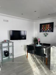 Bowery Apartment - 2 Bedrooms 1st floor - 8