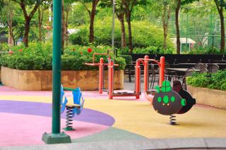 2BR Picity - 3 Pools, Gym, 30 mins to Airport - 4