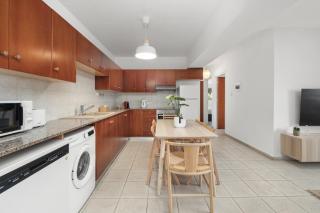 Downtown Stadium 3 Bedroom Apartment - 6