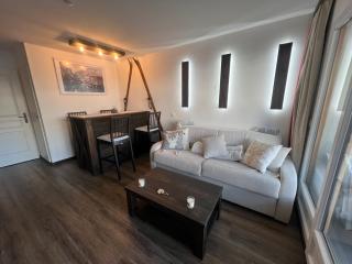 Incredible 2 rooms, sun terrace view, slope Incroyable appartement, six personnes Tout, pédestre, commerces et piste, Immense terrasse, vue panoramique montagne et pistes - 9