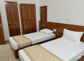 Hotel Sarthi Inn - 4