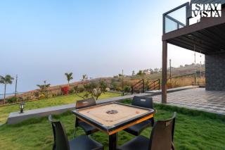 StayVista at The Cloudscape with WiFi, Lawn, AC - 7