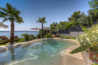 Palmezzo Beachfront Suites with Heated Pool - Trogir (Traù) - 2