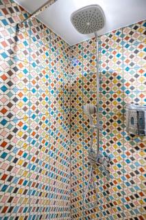 Stylish Keramikos 2BR, Bar Kitchen & Balcony - 8