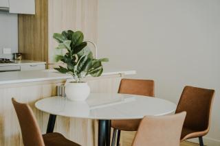 Sydney CBD high level 2 bedroom2 bathroom condo with City view- Pool Gym 4 - 6