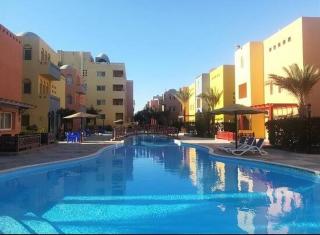Beach and pools apartment ElDORA Hurghada - 9