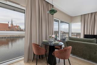 Szczecin River View Terrace with AC & Parking by Noclegi Renters - 3