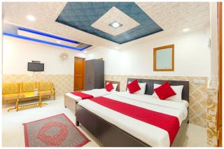 Mall Road -R L Hotel Near Naini Lake - View From Room Balcony - WilFi with Parking And Room Services - Best Hotel In Nainital - 3