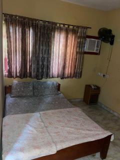 Aso Rock Hotel Bar and Restaurant - 4