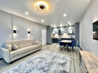 Просторная Раимбек резиденс 7-36 & питьевая вода в подарок - Almaty - 1