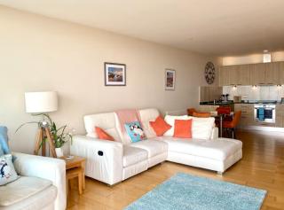 Seaside Bliss Retreat in Westward Ho! - 9