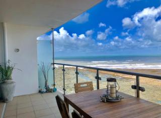 Seaside Bliss Retreat in Westward Ho! - 1