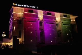 Luxe Style Hotels - 8