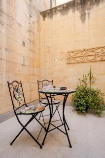 Charming Apartment in the Heart of Valletta - 1