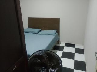 Casa no centro frente a praca - 6