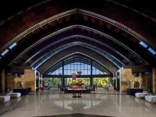 Pullman Oceanview Sanya Bay Resort & Spa - 5