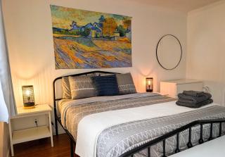 Chalet #11 Waterfront with Spa, Wifi & AC - 9