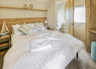 Waters Edge Leisure Park - 5