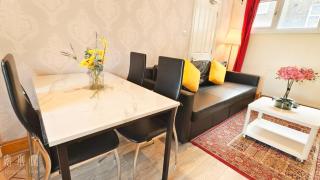 Flat 2, 6 Tauton Mews in Marylebone - 3