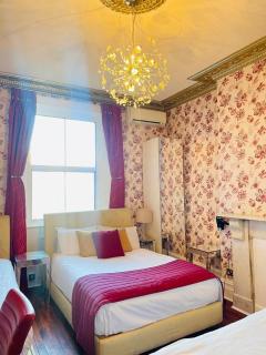 Crompton Guest House - 5