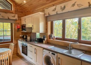 Glen Clova Lodges - 4