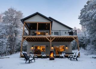 Spa and Lakefront - Oasis des chutes - 0