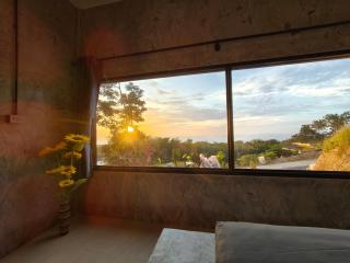 Laeley 1,000 miles resort - 1