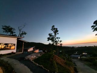 Laeley 1,000 miles resort - 0