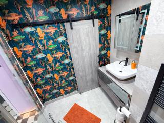 Checkered Wonderland at 19 Milbanke - 4