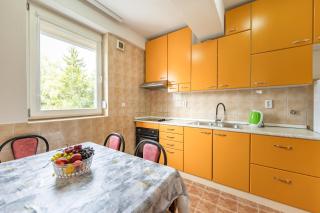 Lihnidos Home Lakefront 2BR 2Bath 2 Balconies - 6