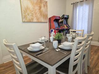 Contemporary Urban Home - 3