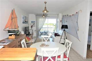 Superbe appartement avec WIFI, petite vue mer à TREGASTEL - Réf 26 - 9