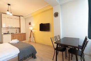 Central Tbilisi Studio Getaway - 3