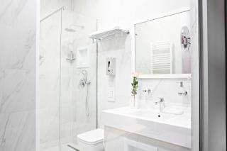 Hotel Central Sarajevo - Gym, Pool & Spa - 8