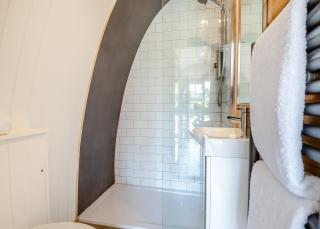 Apple Mount Retreat - 2