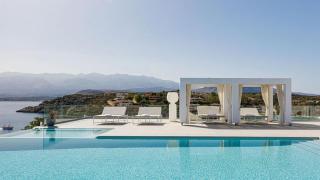 Seafront Luxury Escape With Infinity Pool - 6