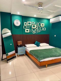 Phoenix Apartments Bahria Town - 1