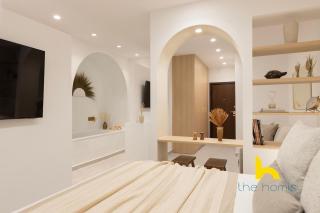 Relaxing Baths & Fireplace Nights Near Acropolis - 0